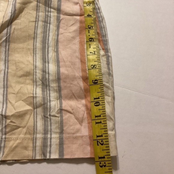 Liverpool Women’s Kelsey Striped Shorts Size 2/26 - Picture 3 of 9